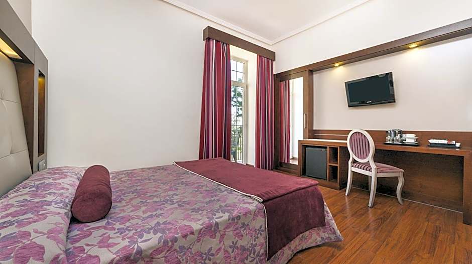 Globales Reina Cristina