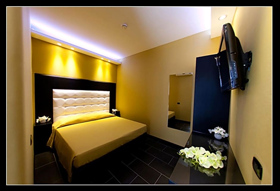 Fly Boutique Hotel