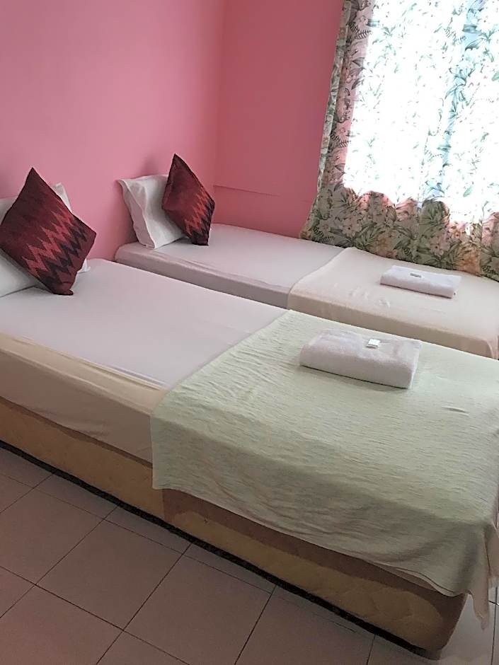 HOTEL CAHAYA