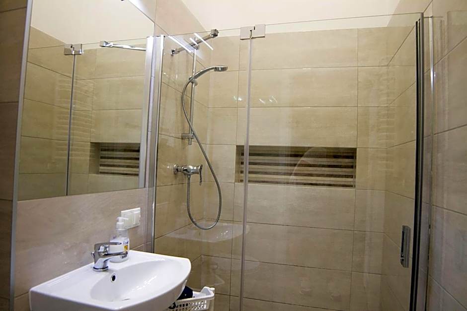 Dream Hostel & Apartments