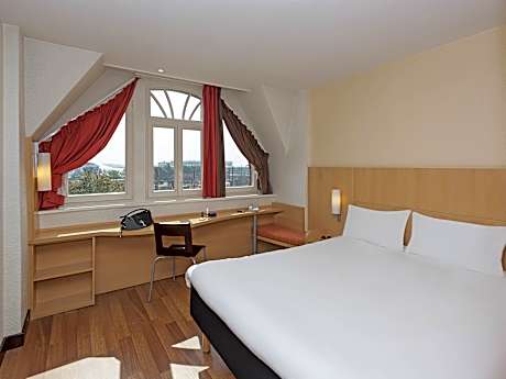 Standard Room With 1 Double Bed