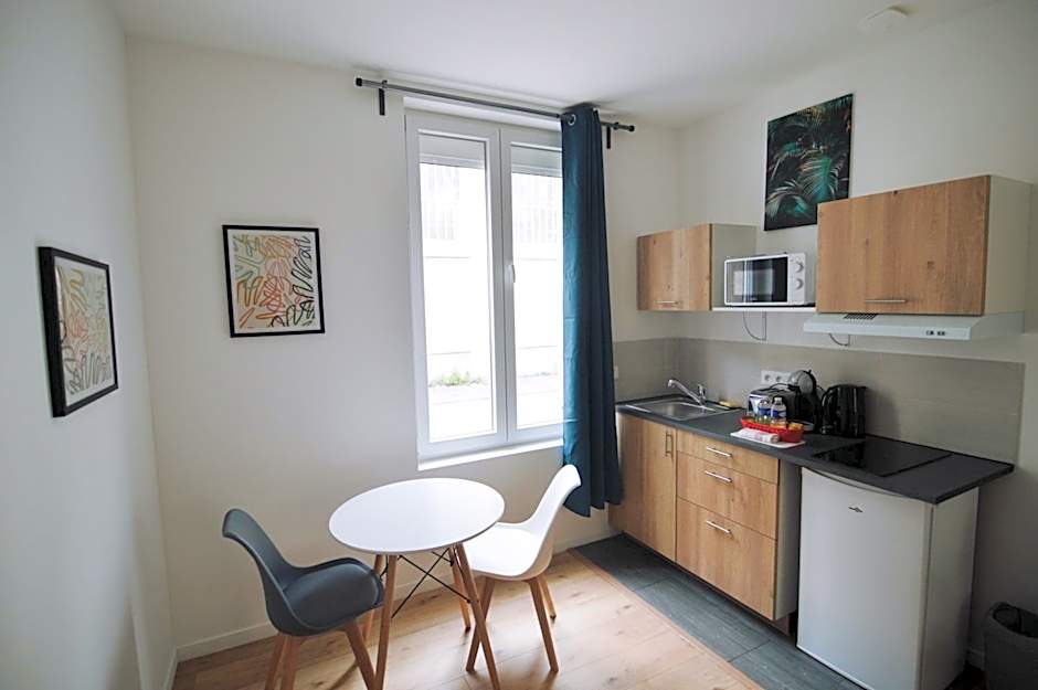 Studios Lsquare Residence AFPA