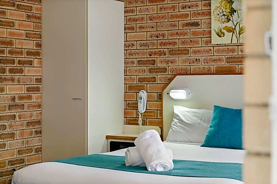 Garden City Motor Inn