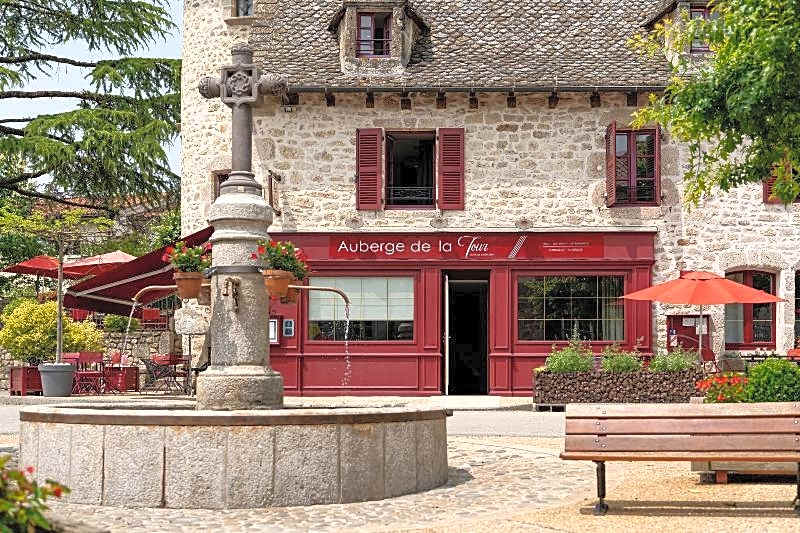 Demeures & Chateaux Auberge de la Tour - Hotel & Restaurants - Marcoles Auvergne