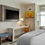 Cambria Hotel Charleston Riverview
