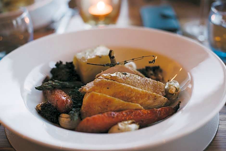 The Powfoot Hotel, Annan