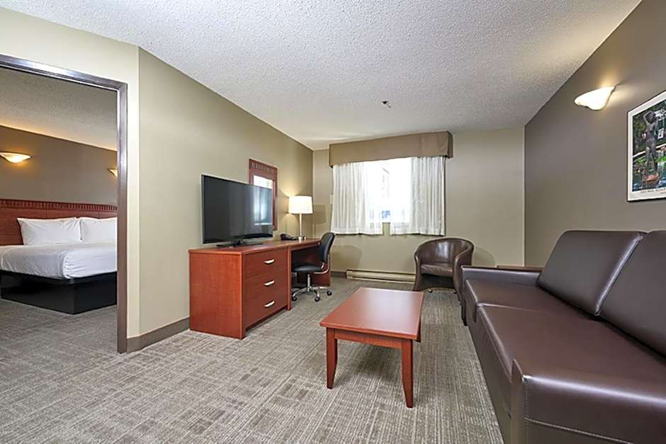 Canad Inns Destination Centre - Fort Garry