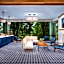 Merriweather Lakehouse Hotel, Autograph Collection