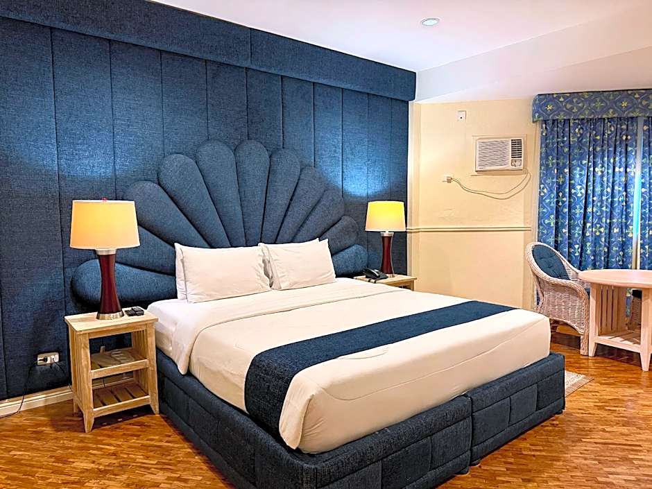Coco Grande Hotel