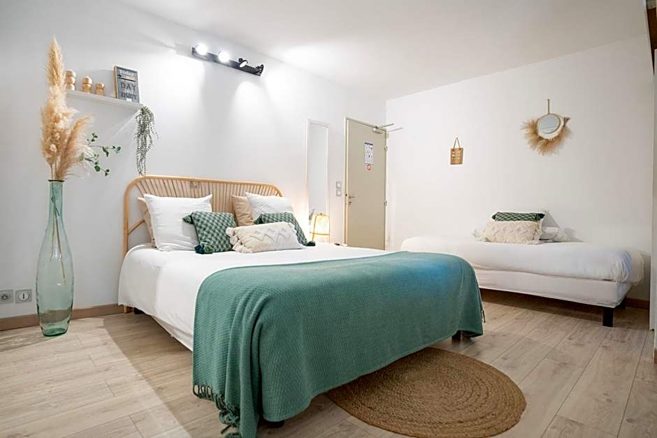 Logis Hôtel La Fenière