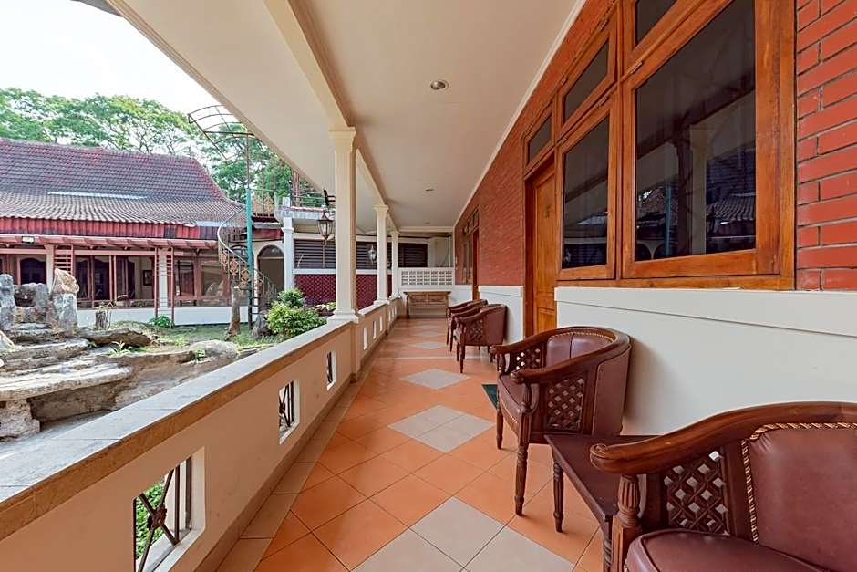 RedDoorz Plus @ Wisma Kenanga Sukabumi