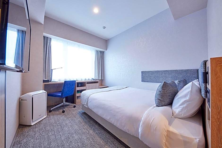 Photo 1 of 4 of Semi Double Room - Non-Smoking
