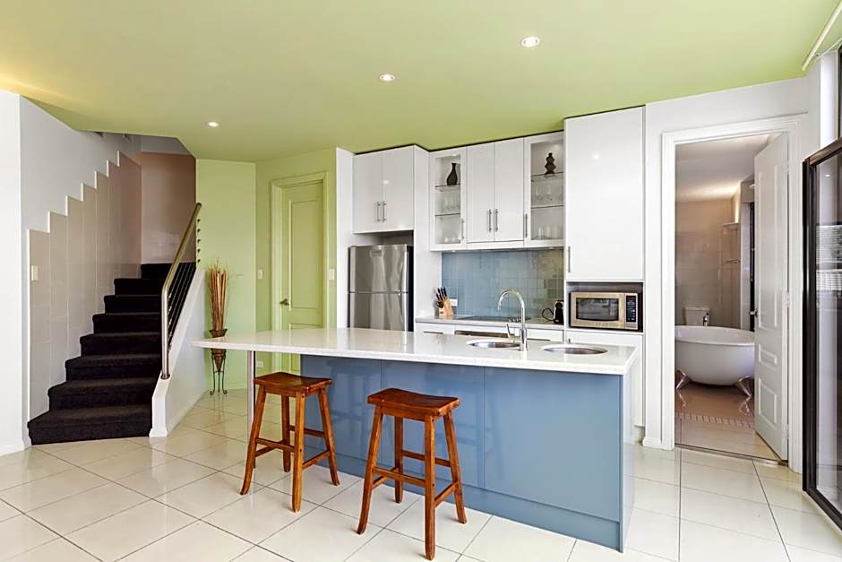 Merlot Verdelho Townhouses