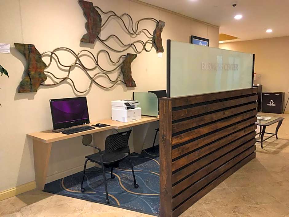 Crowne Plaza Ventura Beach By IHG