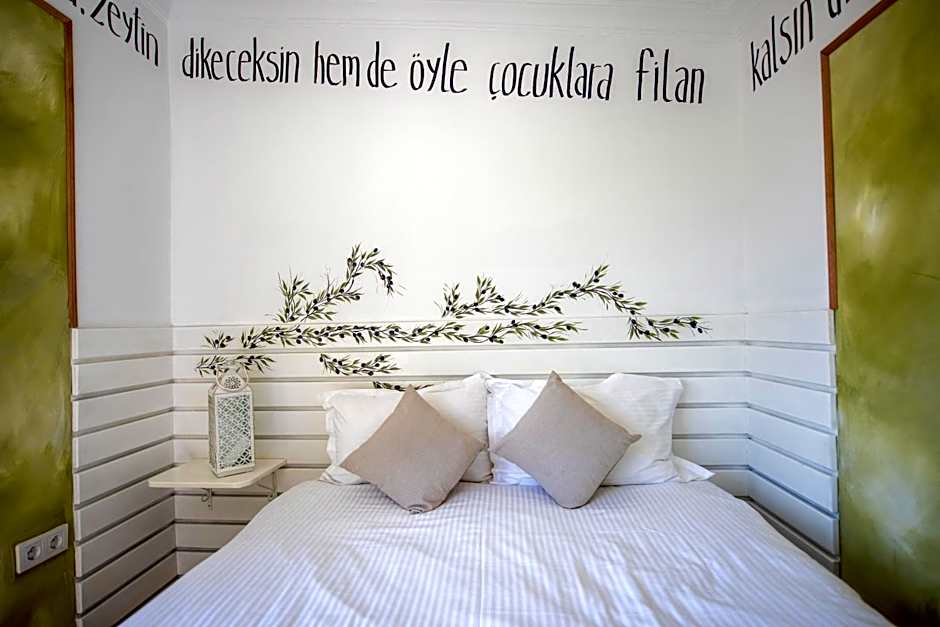 Beyaz Ev Agva - Adult only +15