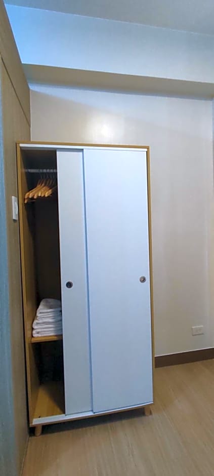 Xavie's Pad Condo @ Trees Residence T16 742