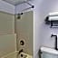 Days Inn & Suites by Wyndham Fullerton