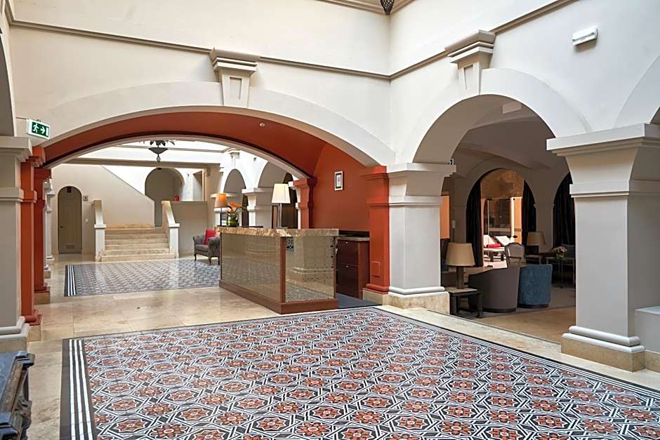 Costa del Sol Trujillo Centro