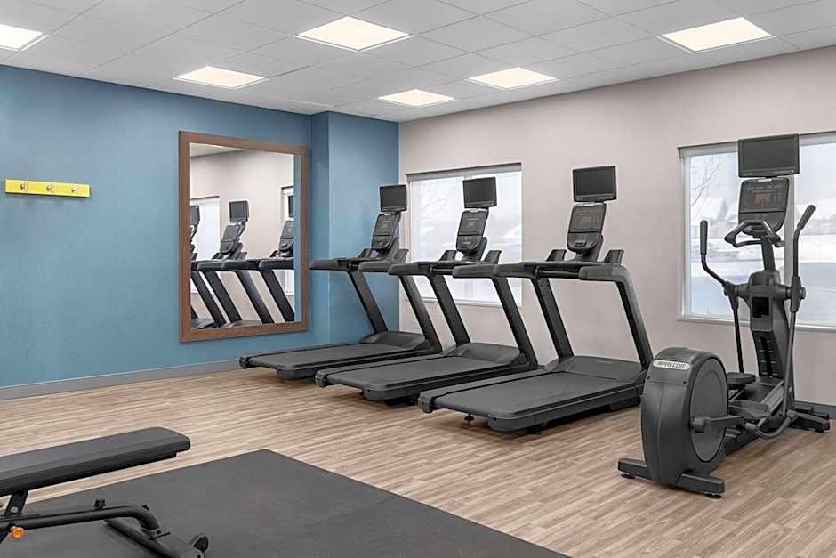 Hampton Inn & Suites Orangeville, ON