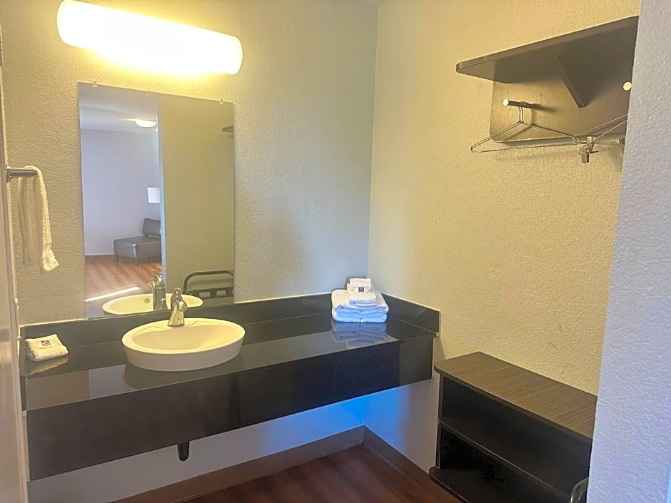 Motel 6 Ventura South