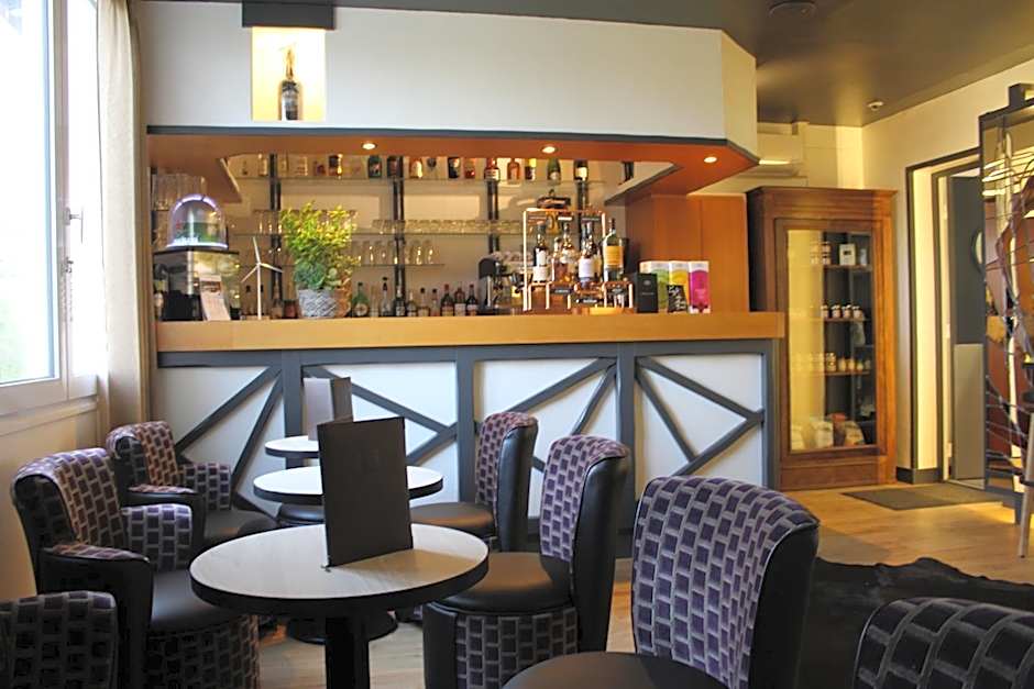 Logis Hôtel Restaurant Le Quai Fleuri