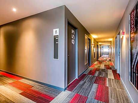 Standard Room with 1 double bed and 1 sofa bed