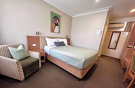Colonial Terrace Motor Inn