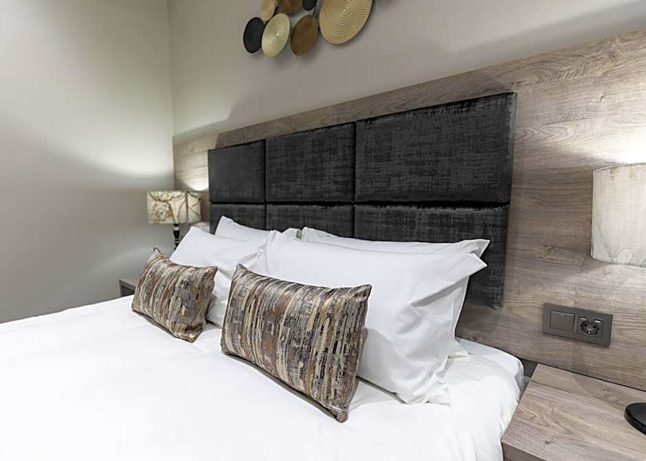 Luxe Suites Boutique Hotel