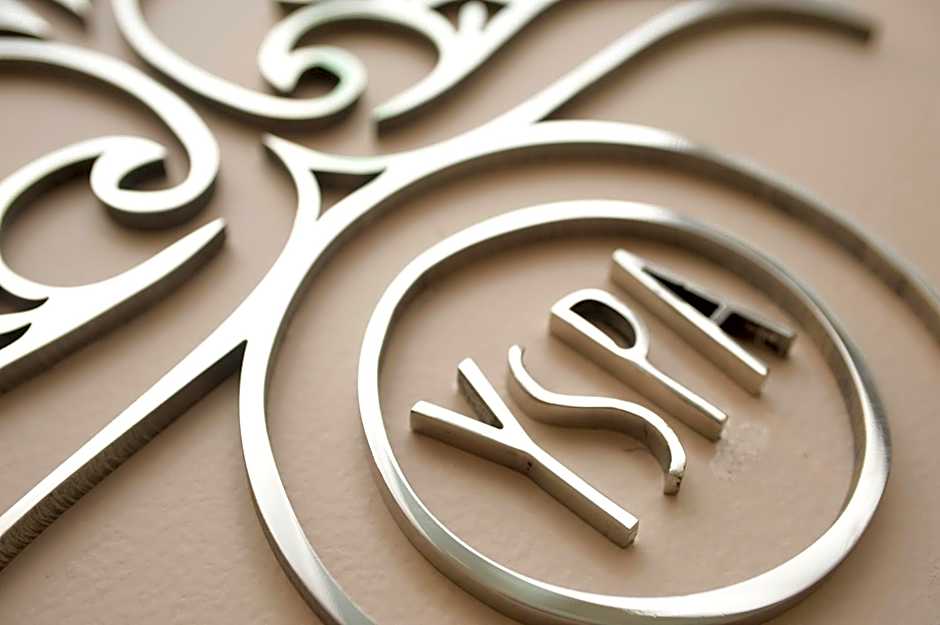 Grand Hotel Yerevan - Small Luxury Hotels of the World