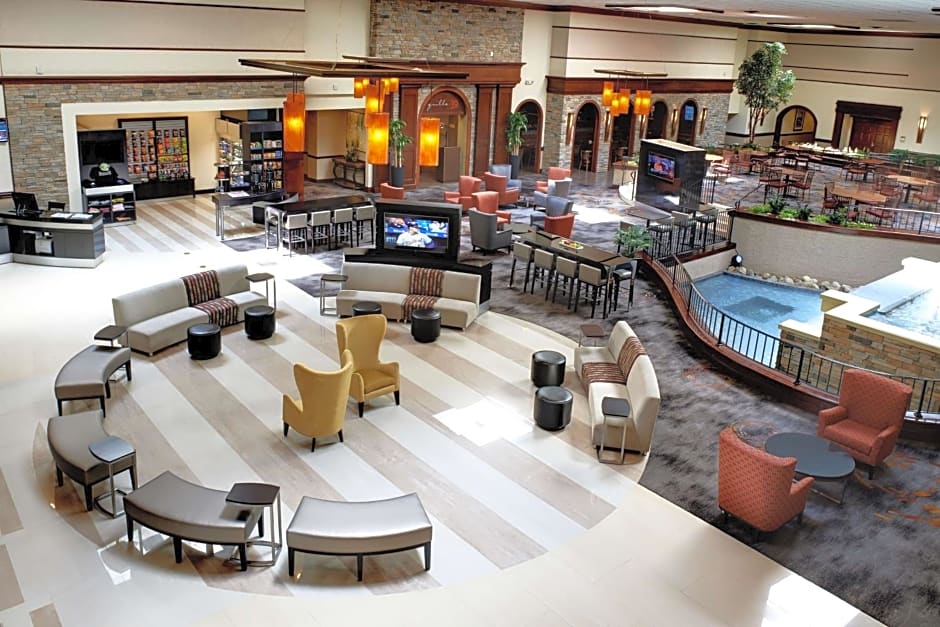 DoubleTree By Hilton Hotel Detroit-Dearborn