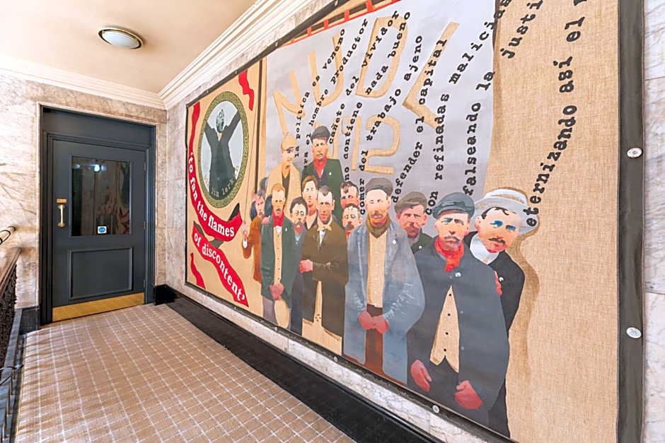 The Sir Thomas Hotel