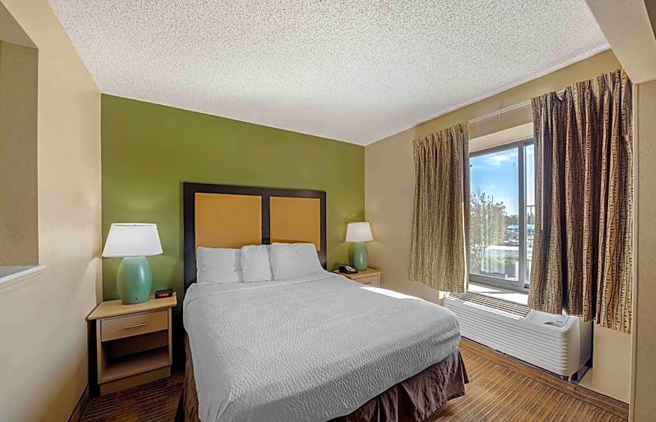 Extended Stay America Suites - Oklahoma City - Northwest