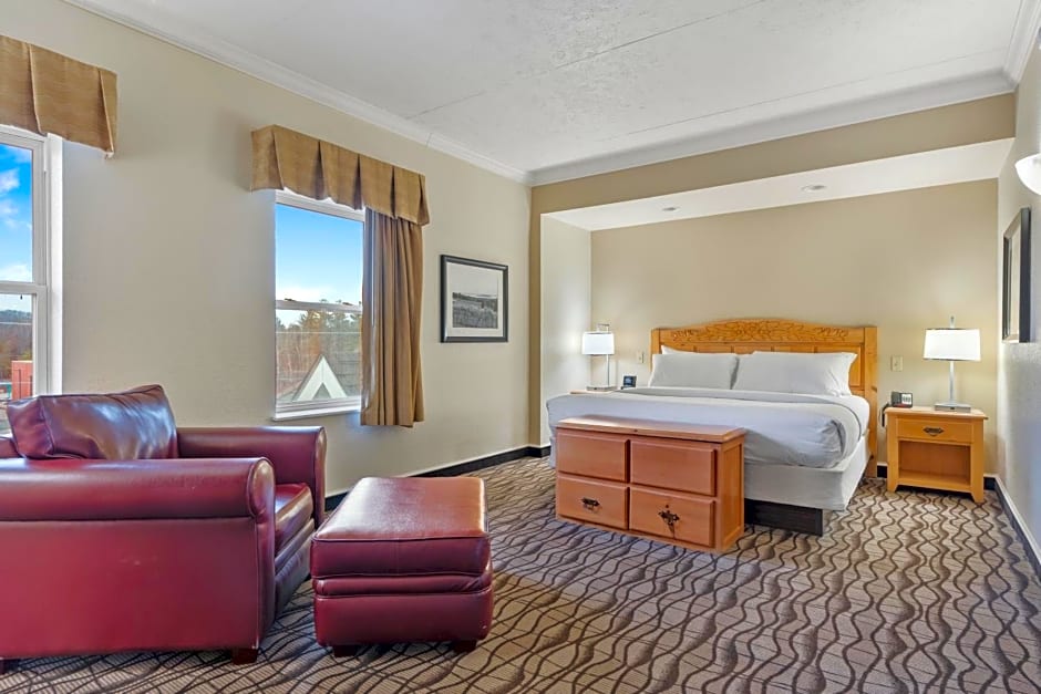 Cherry Tree Inn & Suites