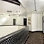 Independence Square 310, Chic, Remodeled Studio w/ Great Location in Aspen, A/C, & Kitchenette