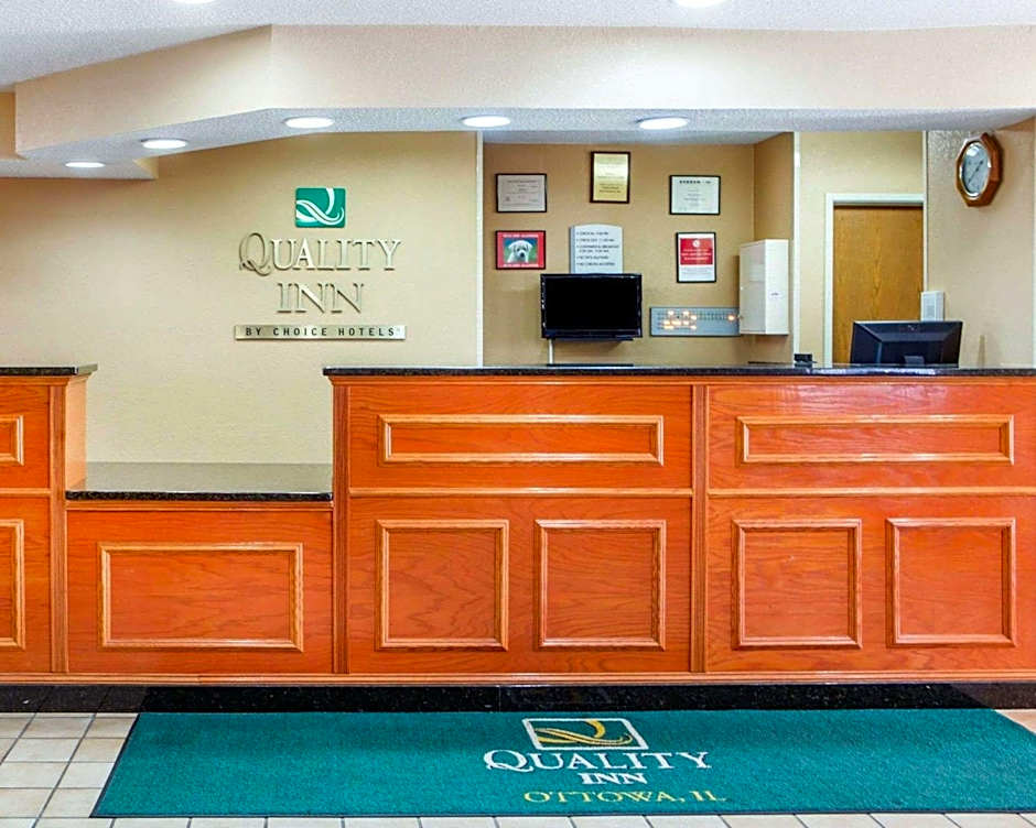 Quality Inn Ottawa near Starved Rock State Park