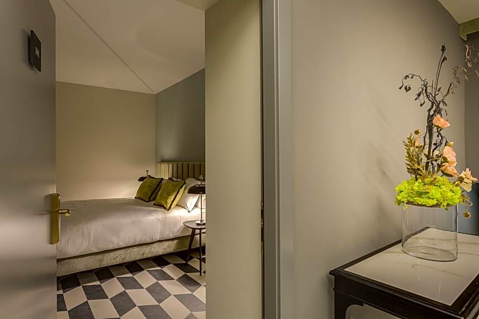 Otivm Hotel