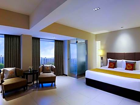 Executive Room - 15% Discount on Food and soft beverage