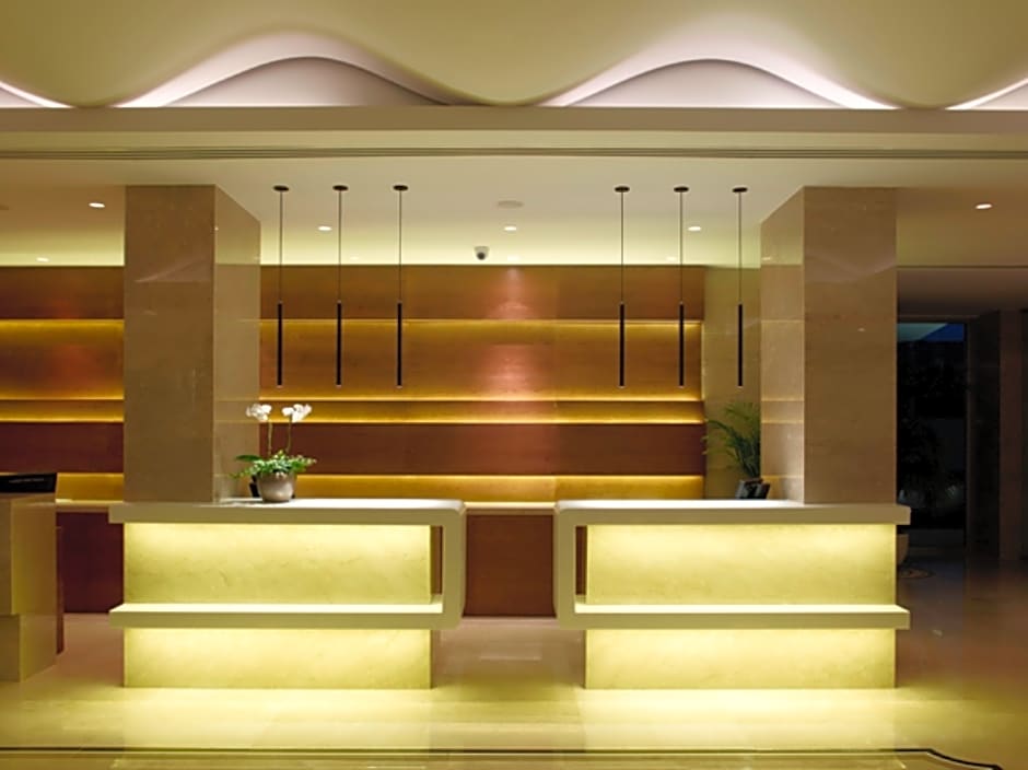 Sunrise Pearl Hotel & Spa