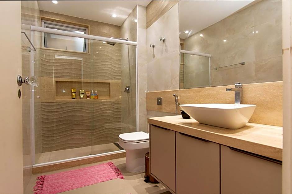 Girl from Ipanema - Luxury and Beach