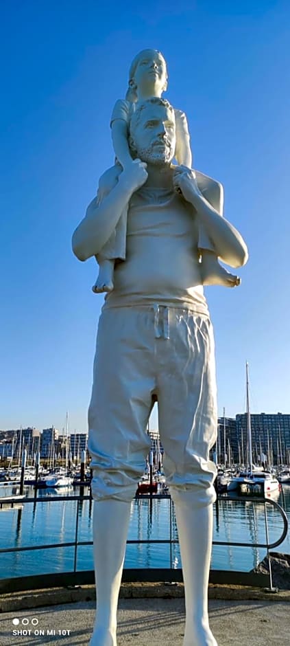 Vivez la Marina - Plage - Port de plaisance