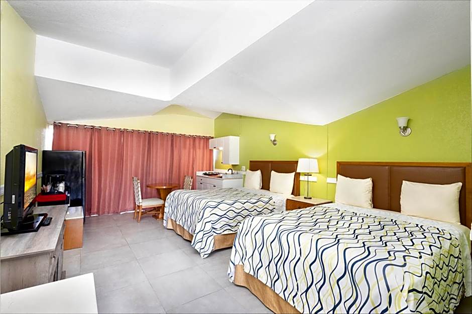Warm Mineral Springs Motel