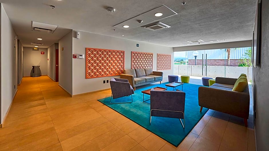 City Express Suites by Marriott Queretaro
