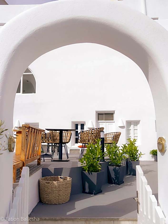 Nomikos Villas