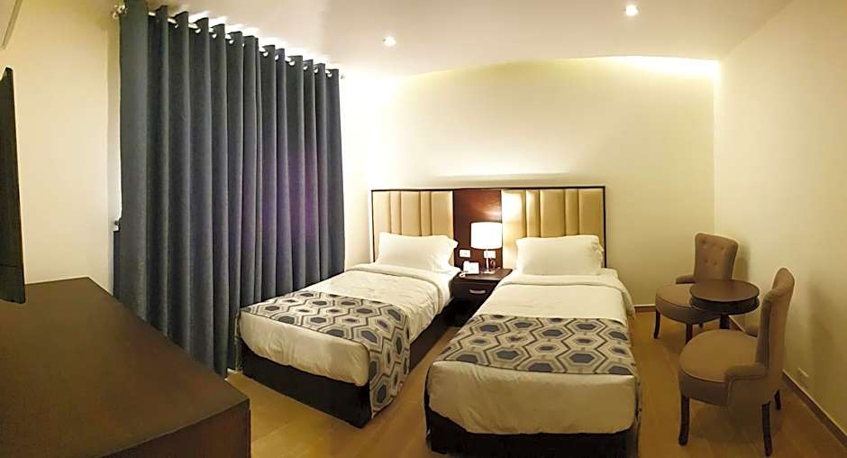 Petra Heart Hotel