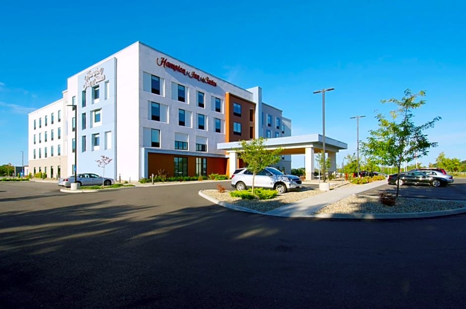 Hampton Inn By Hilton & Suites Portland, ME