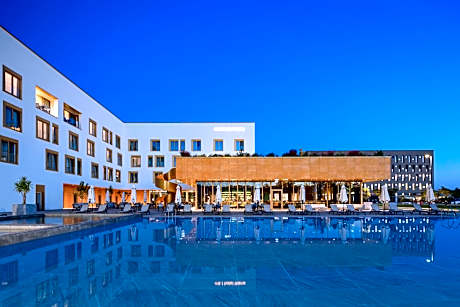 mk hotel tirana