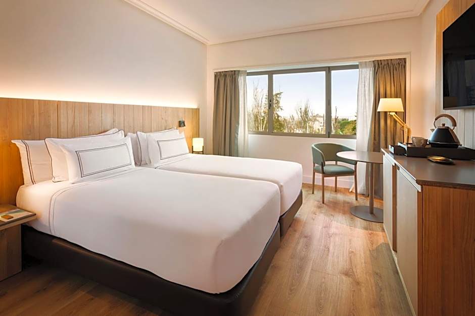 Melia Madrid Barajas