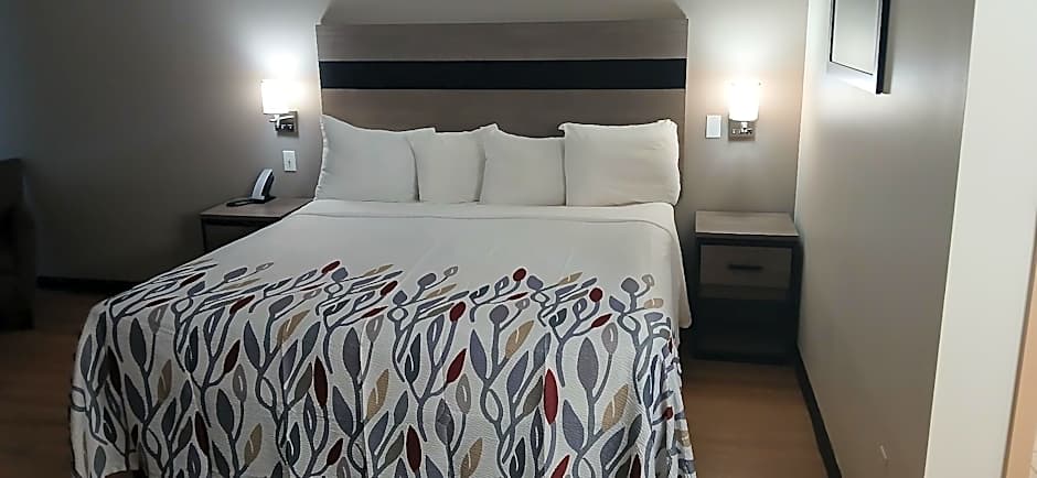 Red Roof Inn & Suites Houma