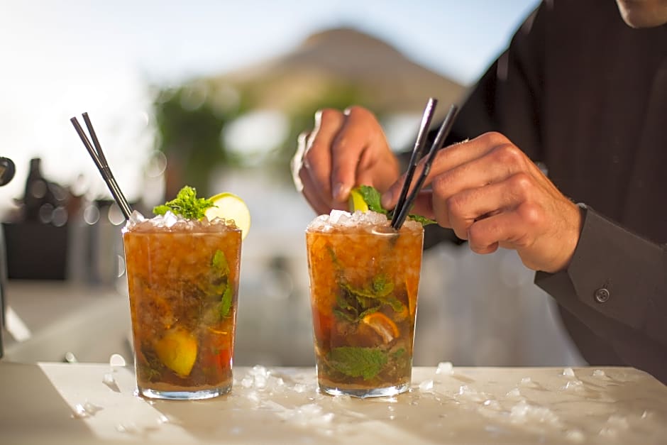 Hipotels Barrosa Palace