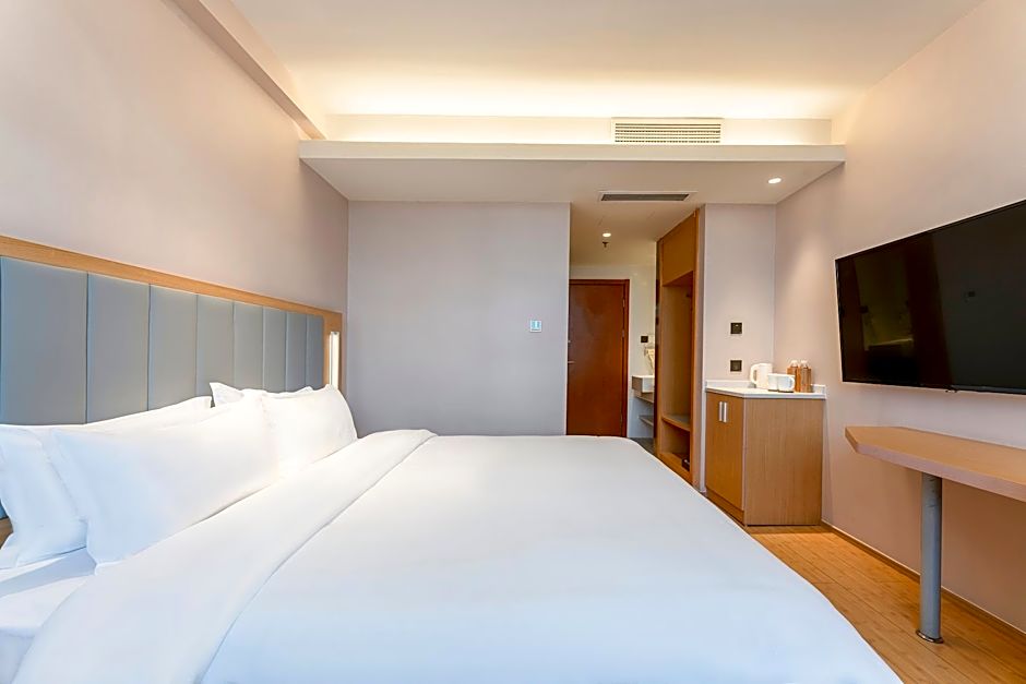 Ji Hotel Ningbo Yinzhou Wanda